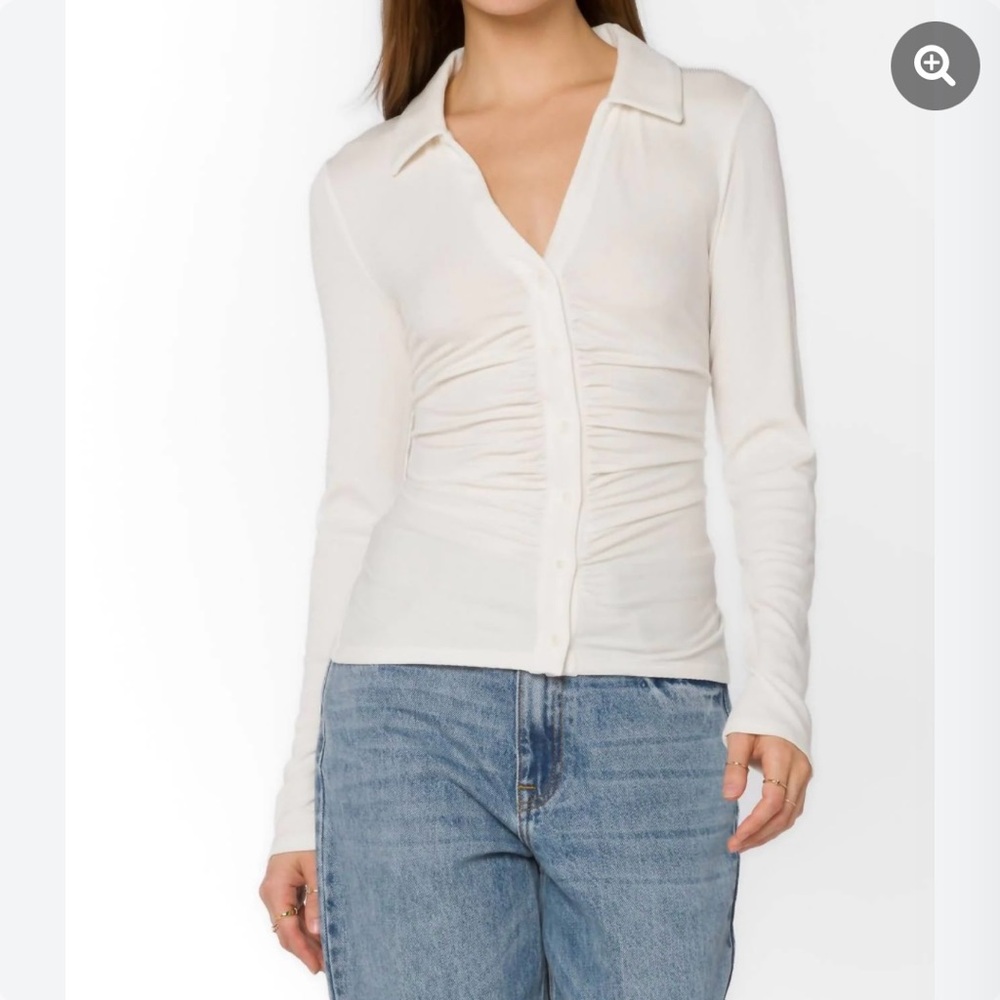 Velvet Heart Cielo Ruched Button Front Top - NWT